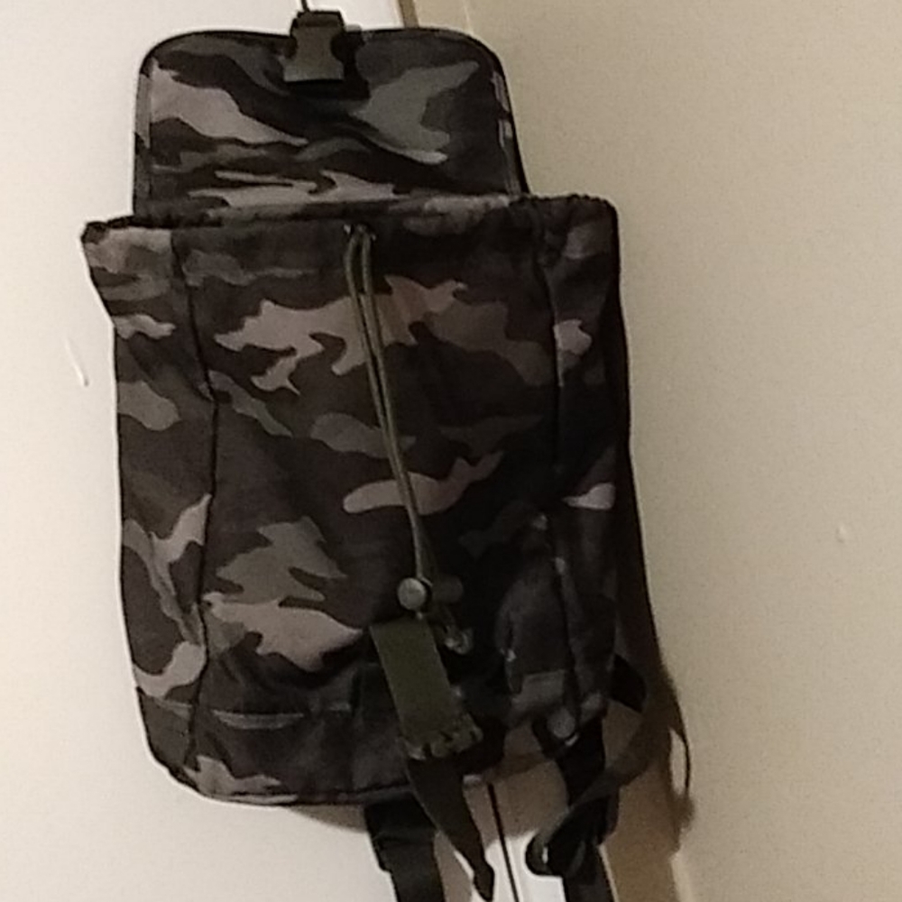 Mini backpack - Picture 2 of 2